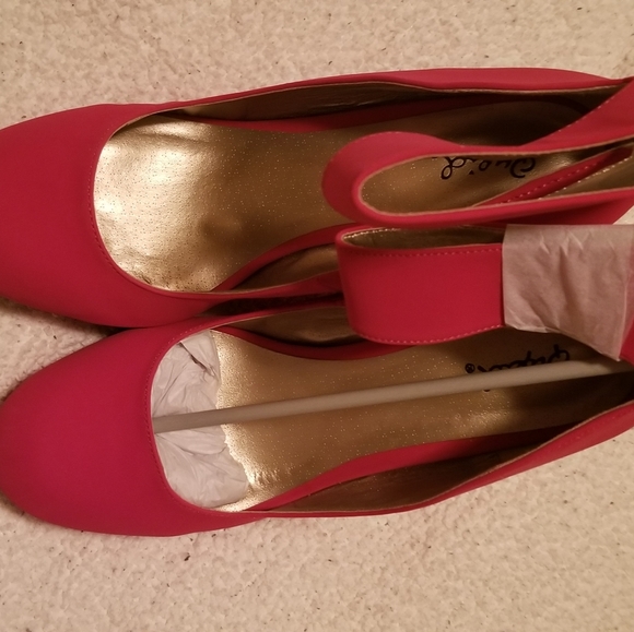 Women's wedge shoes - Picture 1 of 3
